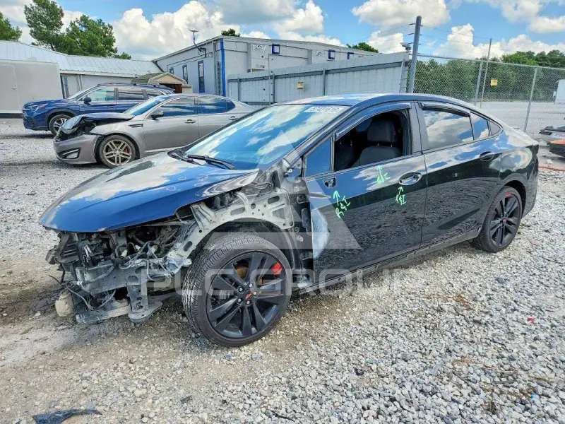 2018 Chevrolet Cruze фото