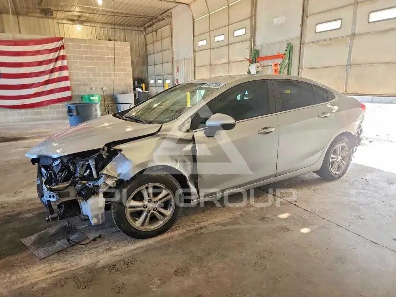 2018 Chevrolet Cruze фото