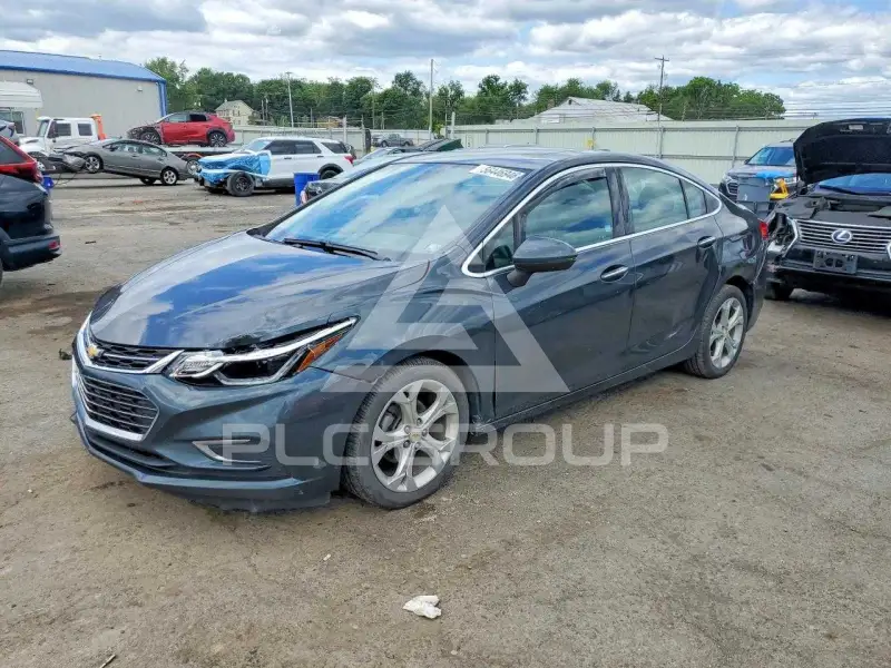 2018 Chevrolet Cruze фото