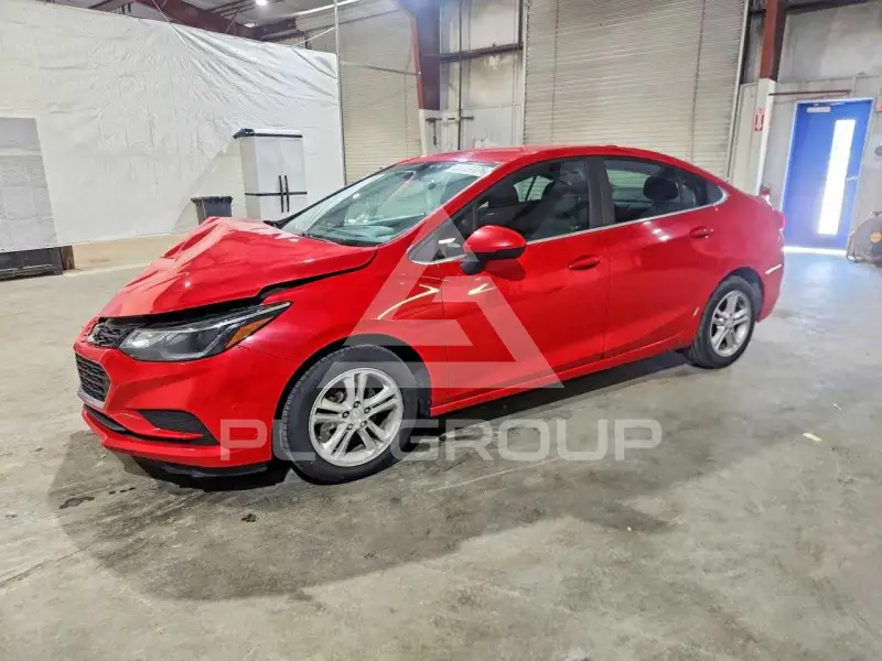 2018 Chevrolet Cruze photo