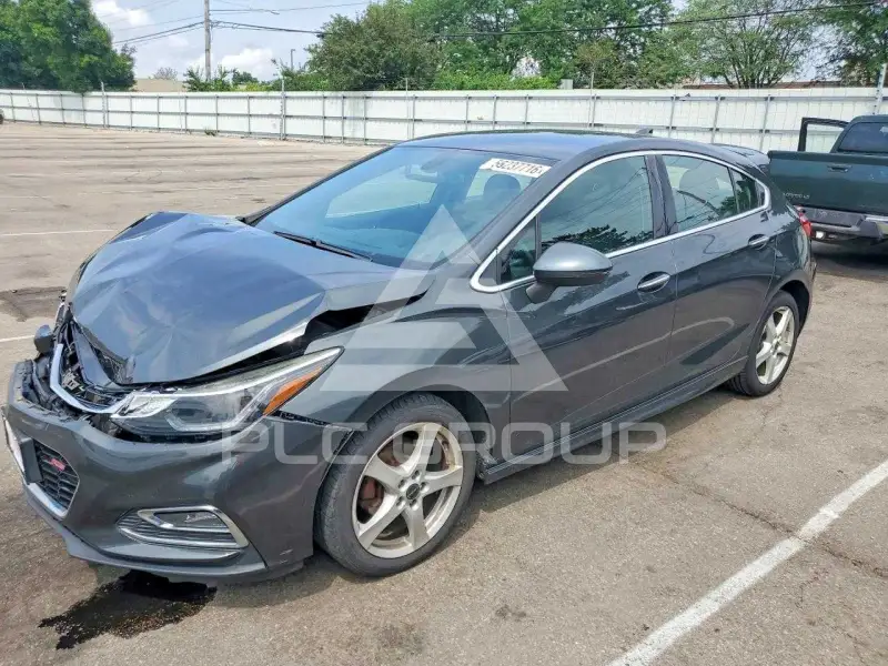 2018 Chevrolet Cruze photo