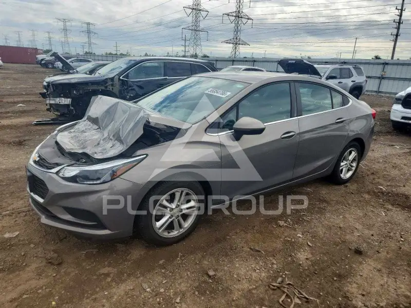 2018 Chevrolet Cruze photo