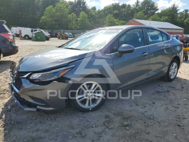 2018 Chevrolet Cruze photo