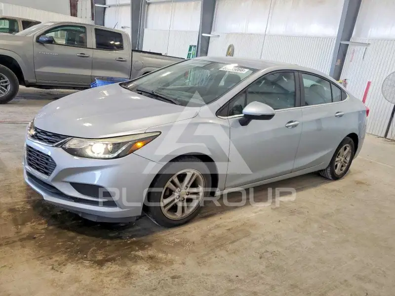 2018 Chevrolet Cruze фото