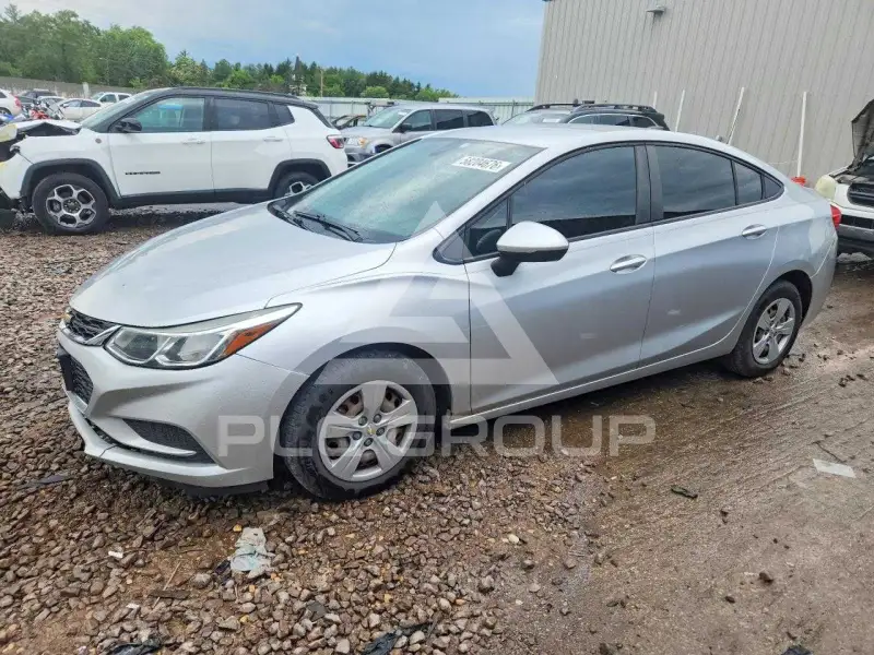 2018 Chevrolet Cruze фото