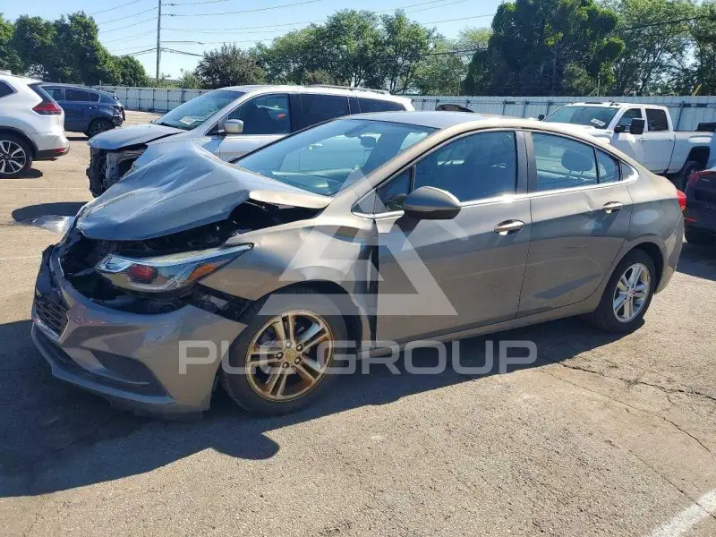 2018 Chevrolet Cruze фото