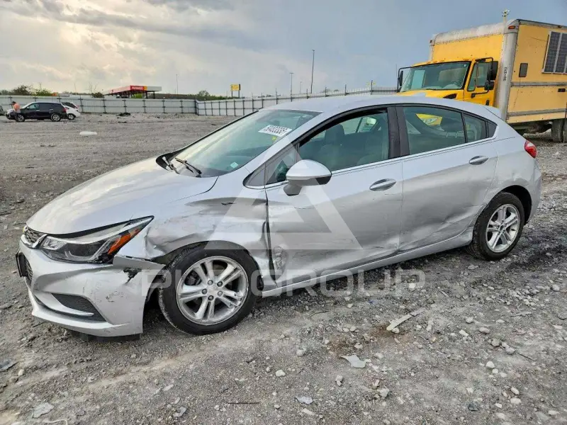 2018 Chevrolet Cruze фото