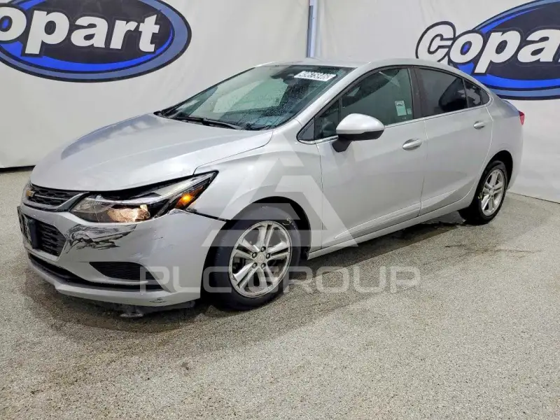 2018 Chevrolet Cruze фото
