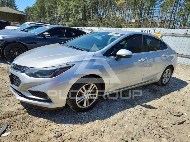 2018 Chevrolet Cruze фото