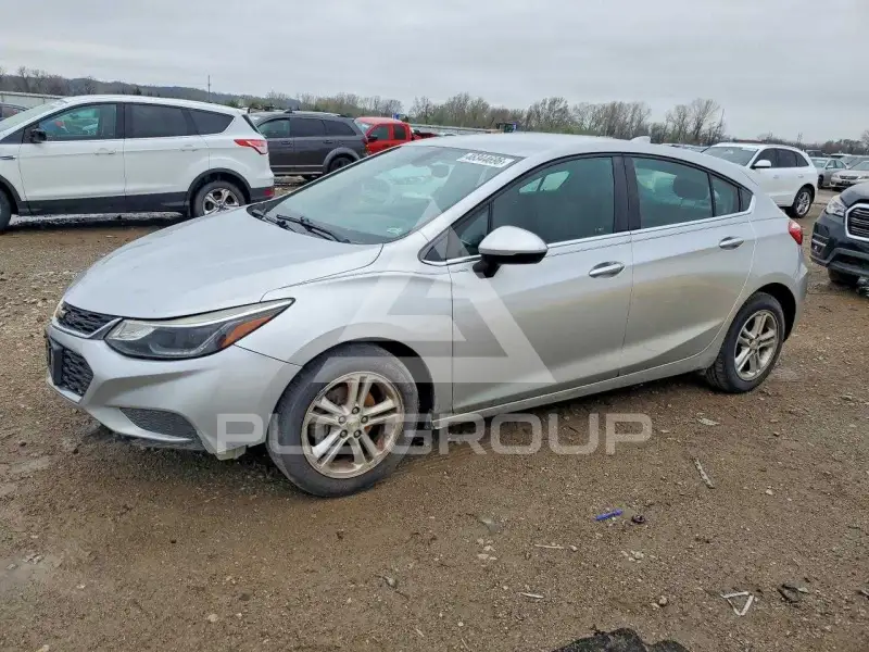 2018 Chevrolet Cruze фото