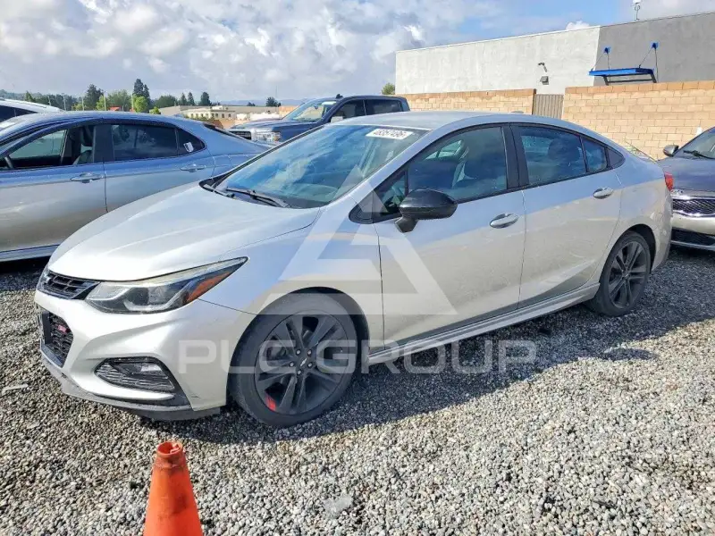 2018 Chevrolet Cruze фото