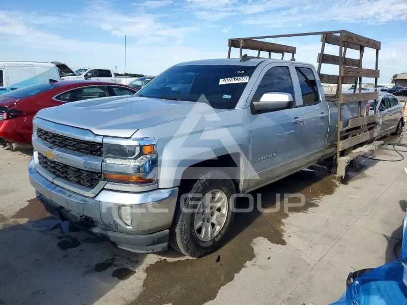 2018 Chevrolet Silverado photo