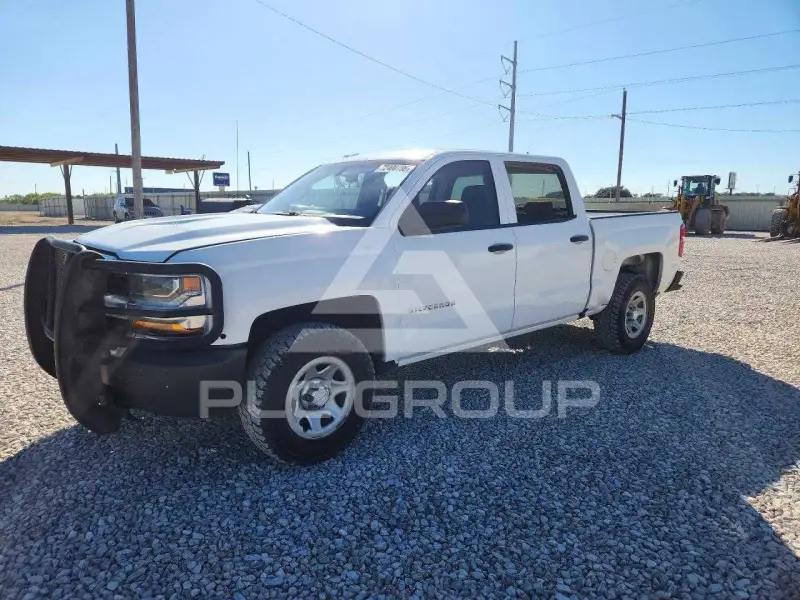 2018 Chevrolet Silverado photo