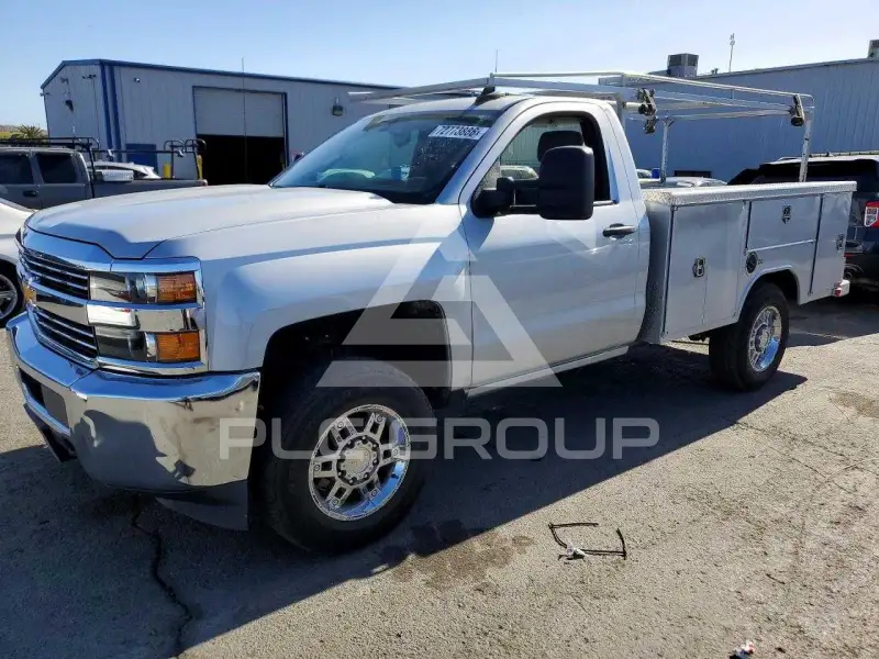 2018 Chevrolet Silverado фото