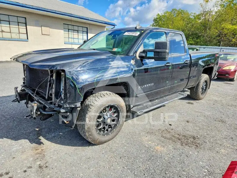 2018 Chevrolet Silverado photo