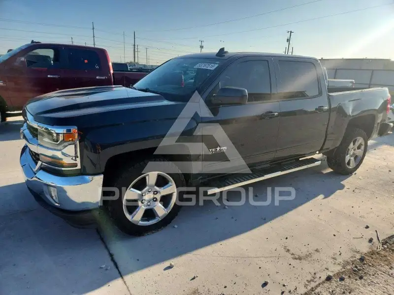 2018 Chevrolet Silverado photo