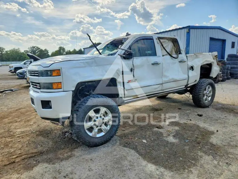 2018 Chevrolet Silverado фото