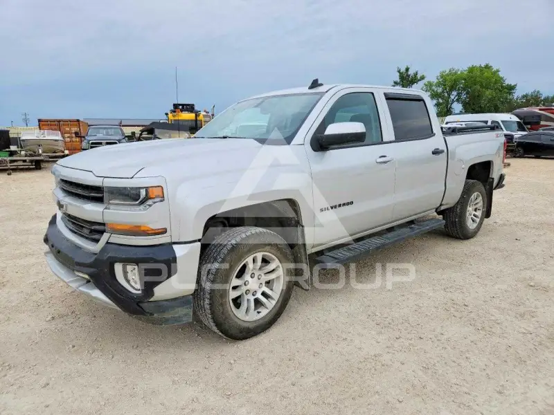 2018 Chevrolet Silverado photo