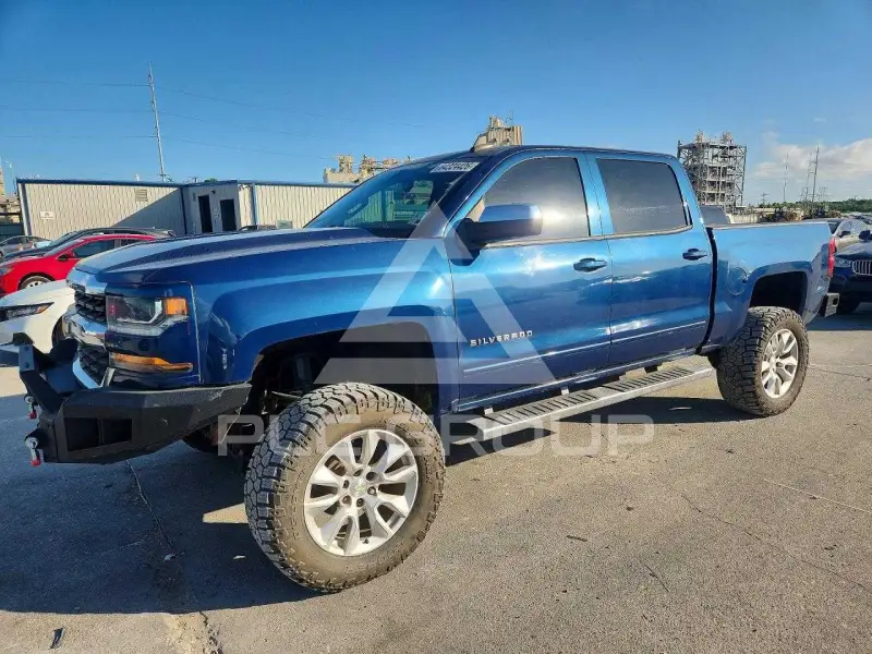 2018 Chevrolet Silverado photo