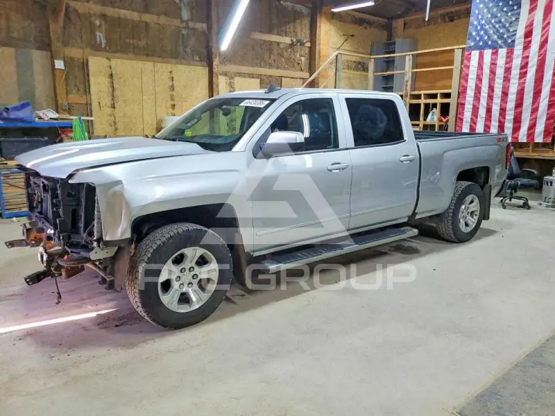2018 Chevrolet Silverado фото