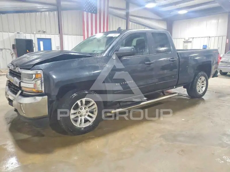 2018 Chevrolet Silverado фото