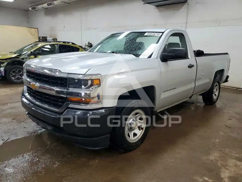 2018 Chevrolet Silverado фото
