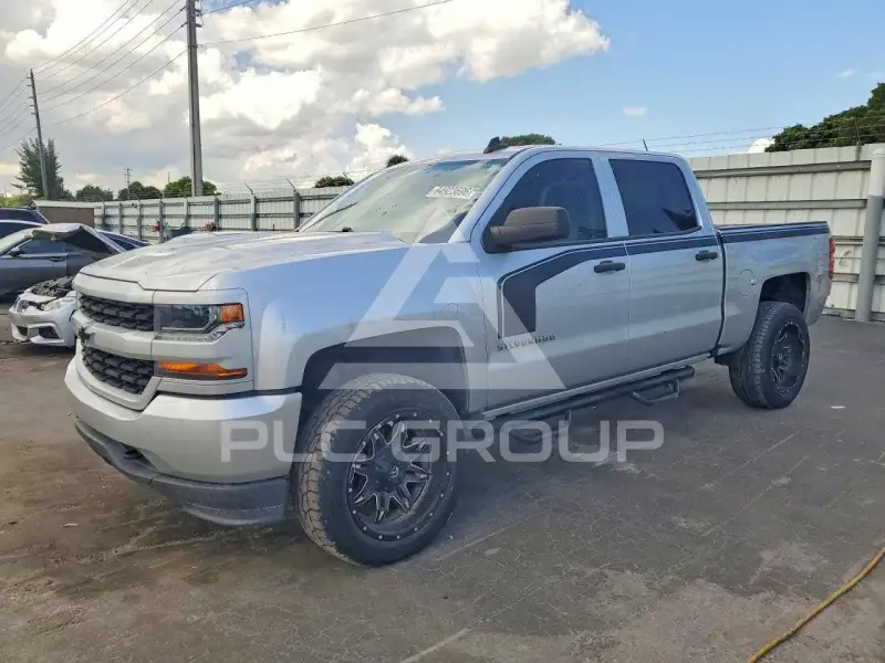 2018 Chevrolet Silverado фото