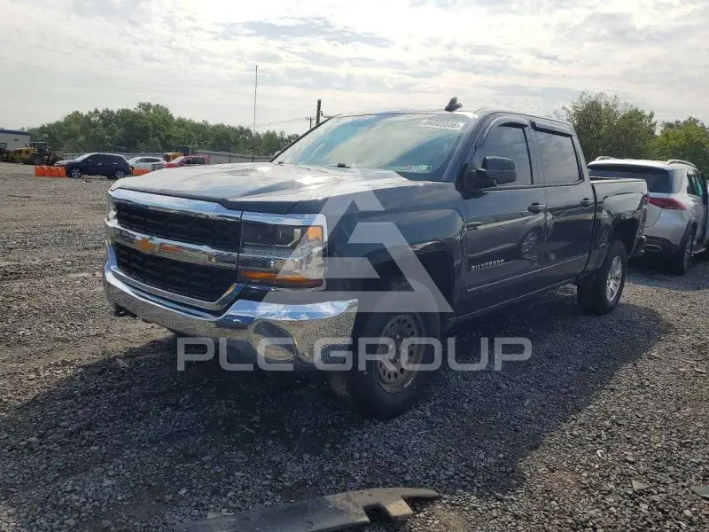 2018 Chevrolet Silverado photo