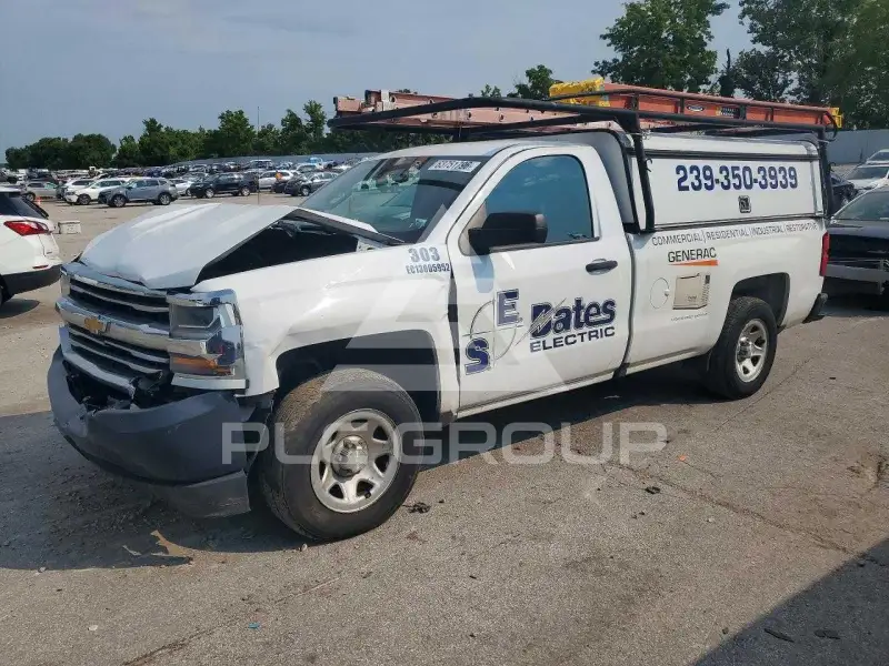 2018 Chevrolet Silverado photo