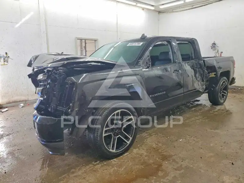 2018 Chevrolet Silverado photo