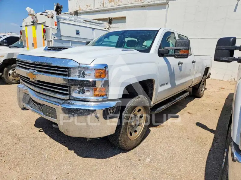 2018 Chevrolet Silverado фото