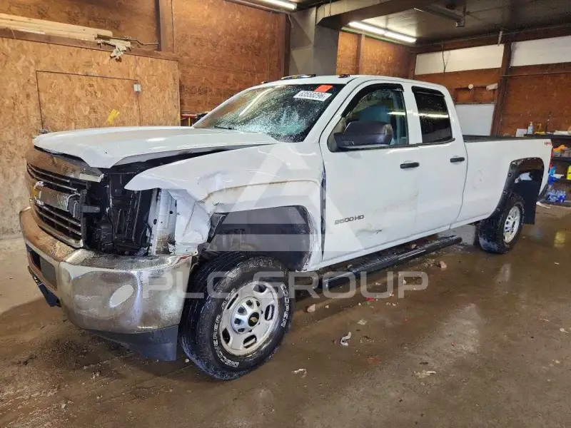 2018 Chevrolet Silverado photo