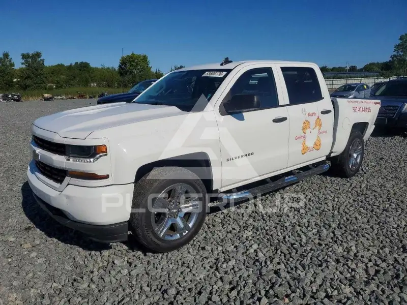 2018 Chevrolet Silverado photo