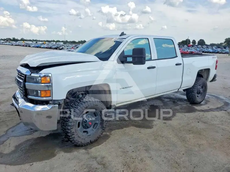 2018 Chevrolet Silverado фото