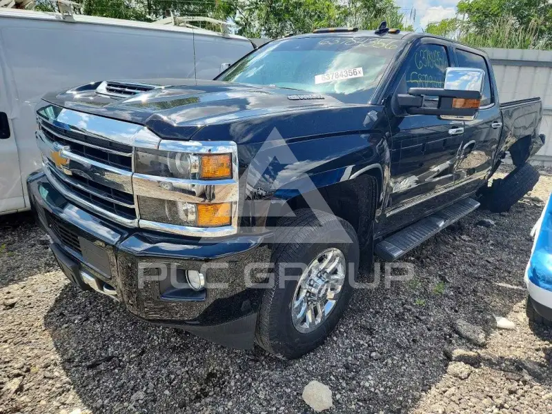 2018 Chevrolet Silverado фото