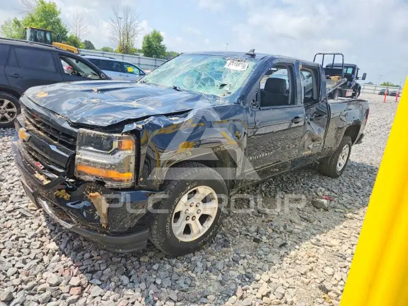 2018 Chevrolet Silverado фото