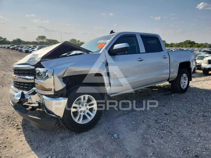 2018 Chevrolet Silverado photo