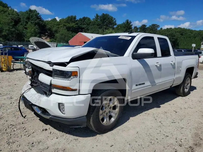 2018 Chevrolet Silverado фото
