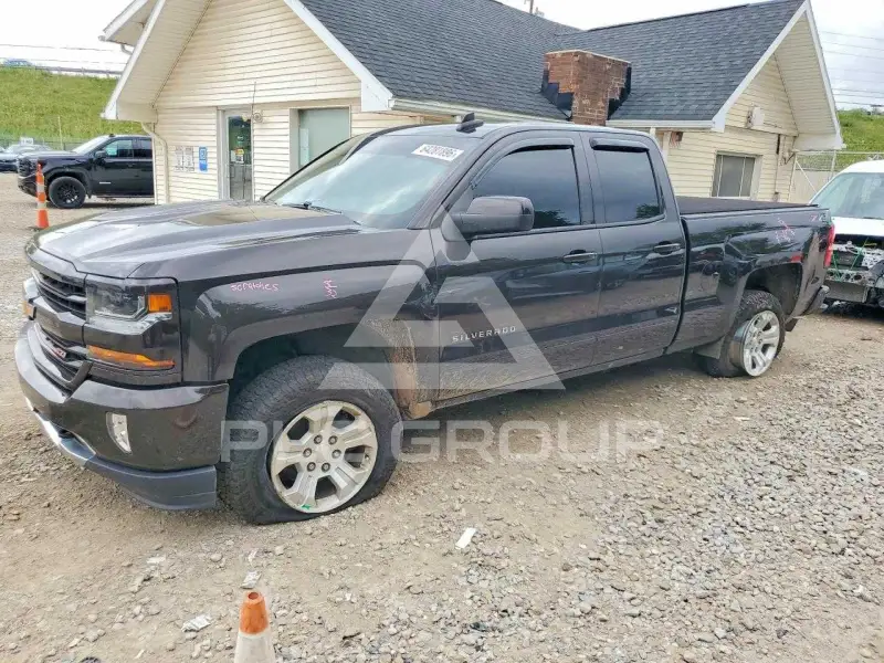 2018 Chevrolet Silverado фото