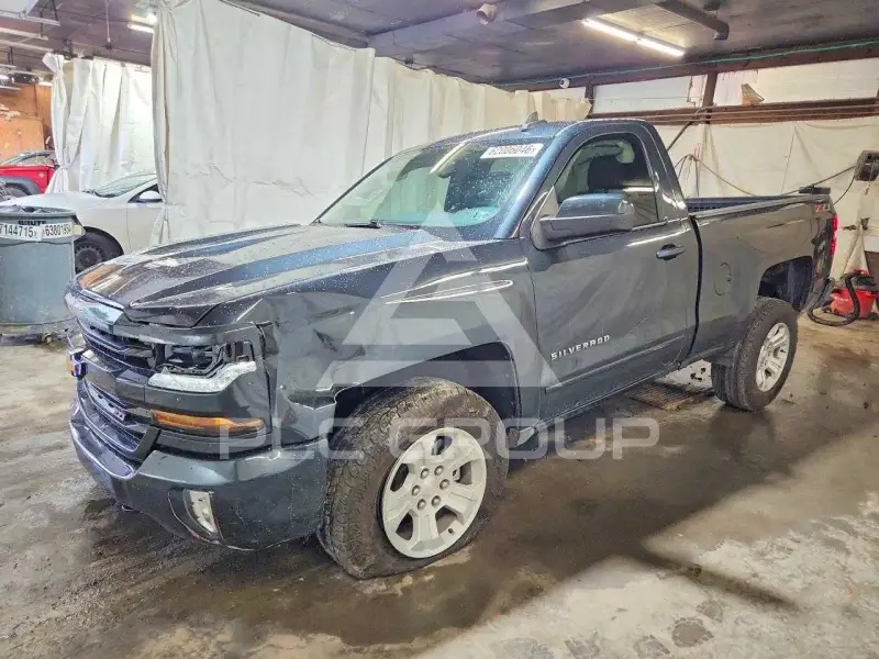2018 Chevrolet Silverado фото