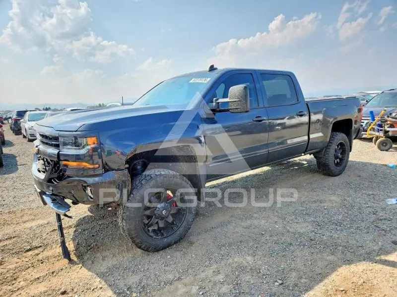 2018 Chevrolet Silverado фото