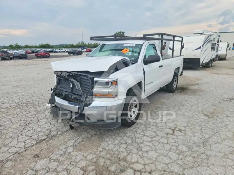 2018 Chevrolet Silverado фото