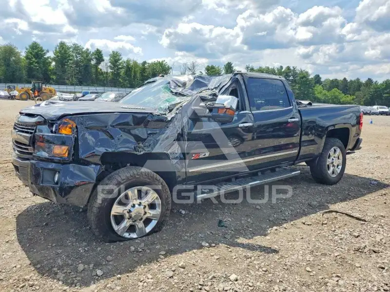 2018 Chevrolet Silverado фото