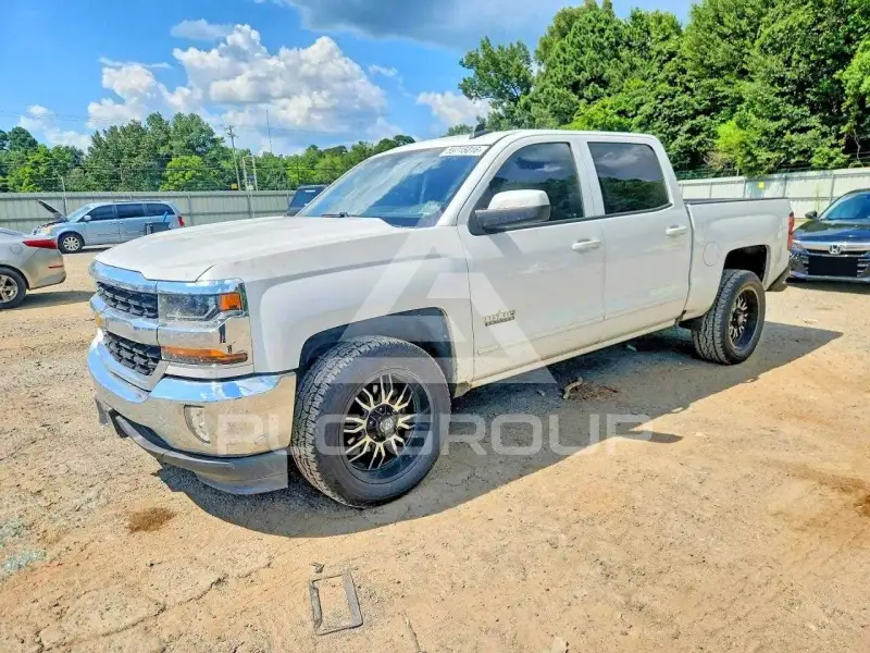 2018 Chevrolet Silverado фото