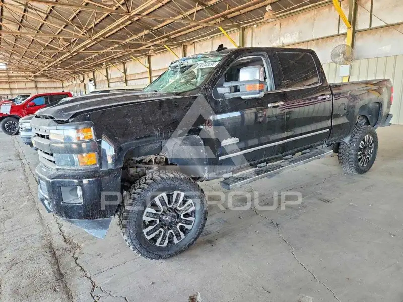 2018 Chevrolet Silverado фото