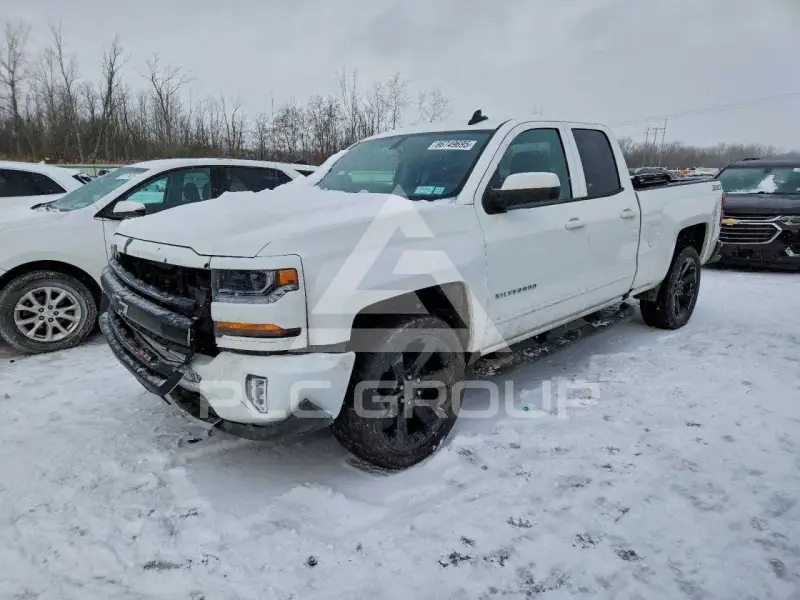 2018 Chevrolet Silverado фото