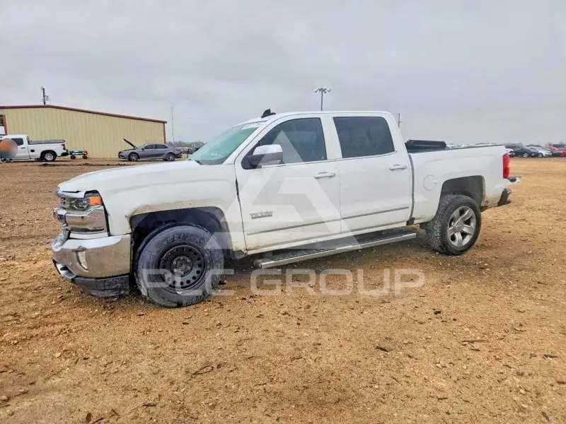 2018 Chevrolet Silverado photo