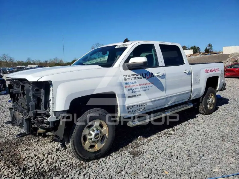 2018 Chevrolet Silverado photo