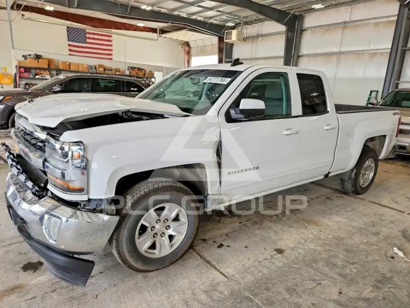 2018 Chevrolet Silverado фото