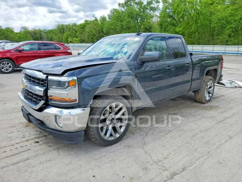 2018 Chevrolet Silverado photo